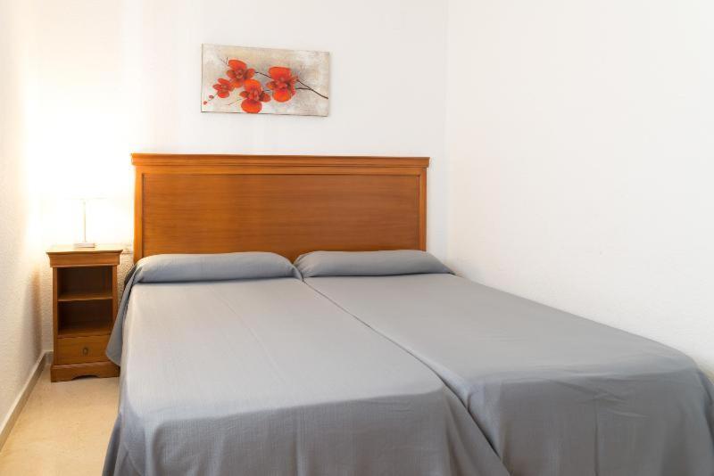 Gemelos 4 Benidorm Szoba fotó