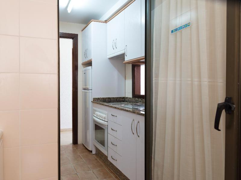 Gemelos 4 Benidorm Szoba fotó